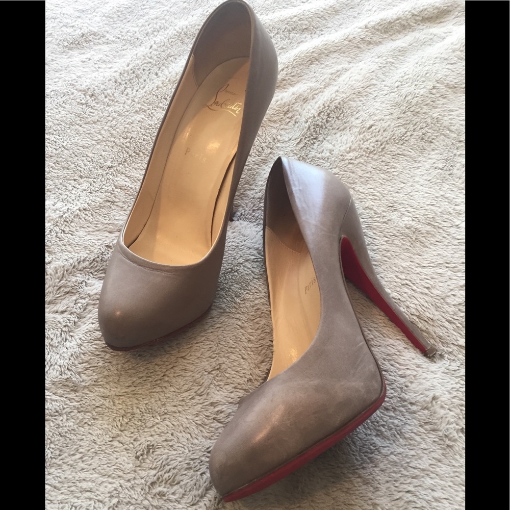 Christian Louboutin Fetcha Heels - Picture 1 of 6